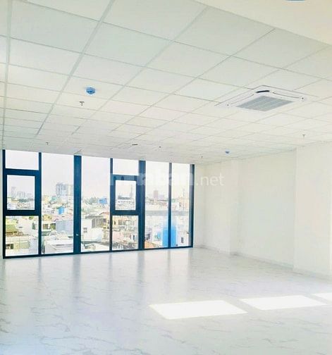 CHỦ NHÀ CHUẨN BỊ ĐI NƯỚC NGOÀI NÊN CẦN CHO THUÊ GẤP NHÀ MỚI 100%