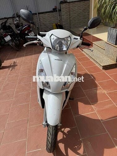 Cần bán 3 xe Honda Vision 2019 mới 98%