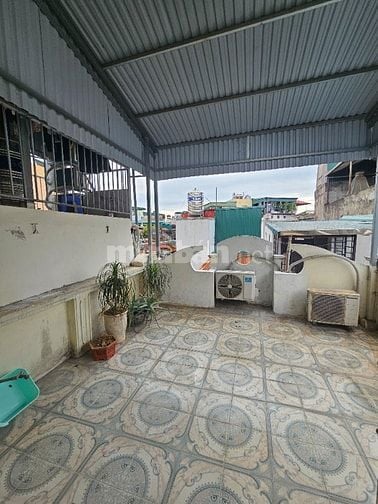 Cho thuê nhà Riêng 30m x 4T ở Gần Phố Bạch Mai - HBT