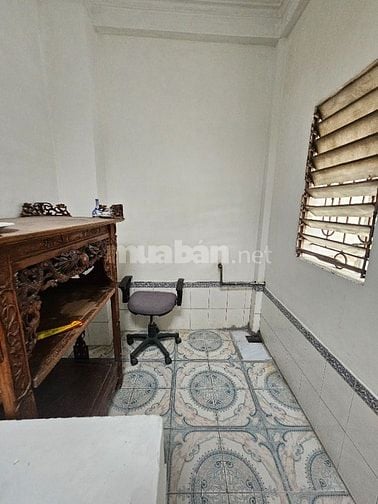 Cho thuê nhà Riêng 30m x 4T ở Gần Phố Bạch Mai - HBT