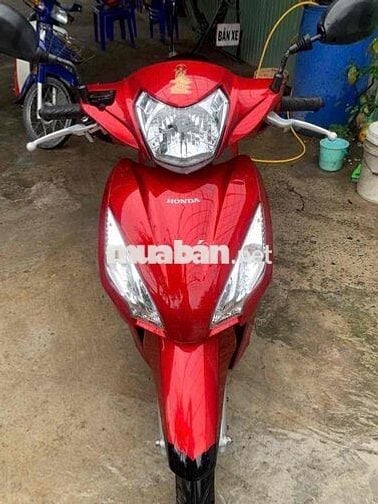 Bán gấp ,xe còn mứoi 90%