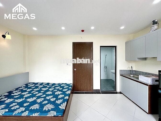 CHO THUÊ STUDIO BAN CÔNG SIÊU THOÁNG NẰM NGAY PHỐ KHOÀNG QUỐC VIỆT