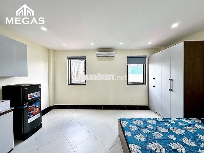 CHO THUÊ STUDIO BAN CÔNG SIÊU THOÁNG NẰM NGAY PHỐ KHOÀNG QUỐC VIỆT