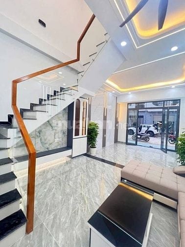 BÁN NGỘP CĂN NHÀ GIÁ SIÊU RẺ Ở TÂN UYÊN