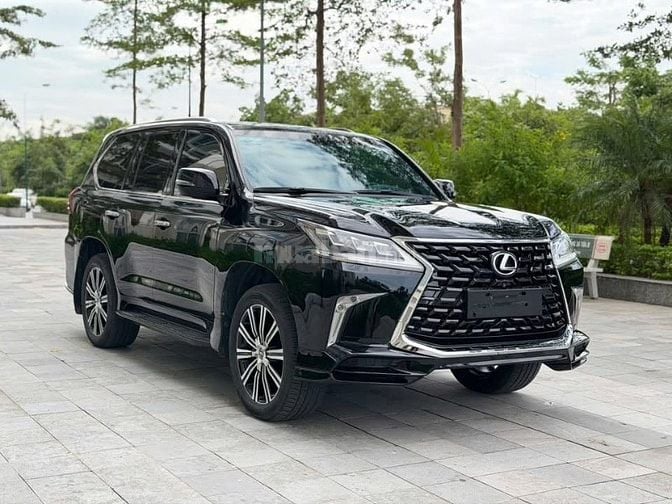 Bán Lexus LX570 MBS 4 chỗ, sản xuất 2016. Xe cực mới.