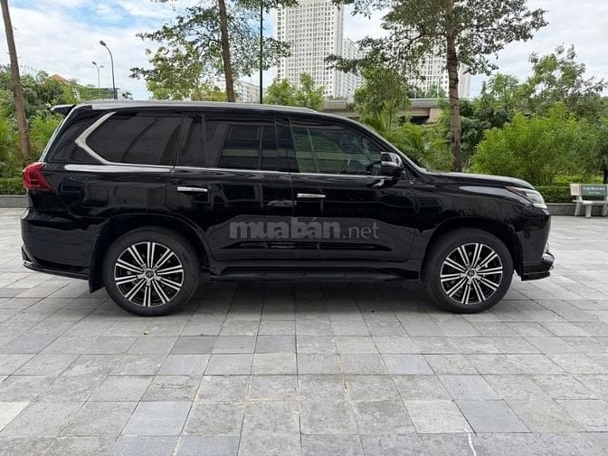 Bán Lexus LX570 MBS 4 chỗ, sản xuất 2016. Xe cực mới.