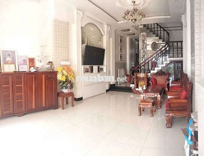 NHÀ 2 LẦU ĐÚC- KDC HƯNG PHÚ, TP CẦN THƠ