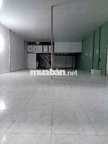 Xưởng cho thuê bà điểm hóc môn DT 200m giá 10tr