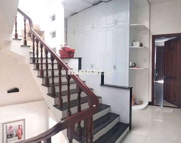 NHÀ 2 LẦU ĐÚC- KDC HƯNG PHÚ, TP CẦN THƠ