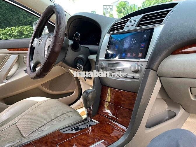 Toyota Camry 2009 - 110000 km