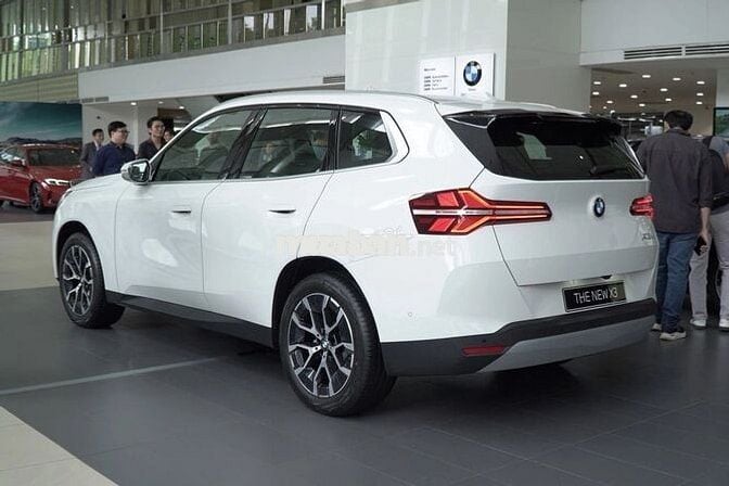 BMW X3 2025 sDrive20i