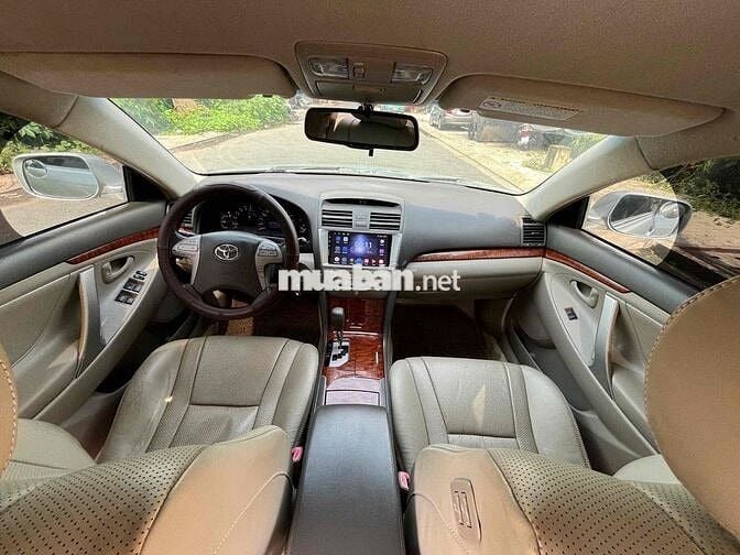 Toyota Camry 2009 - 110000 km