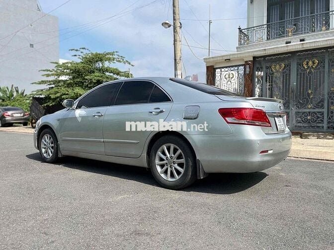 Toyota Camry 2009 - 110000 km
