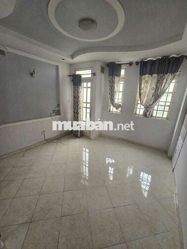 100m2 vuông vức ngang 5,5m 2 MT HXH Âu Cơ 4 tầng BTCT Hỗ trợ vay bank