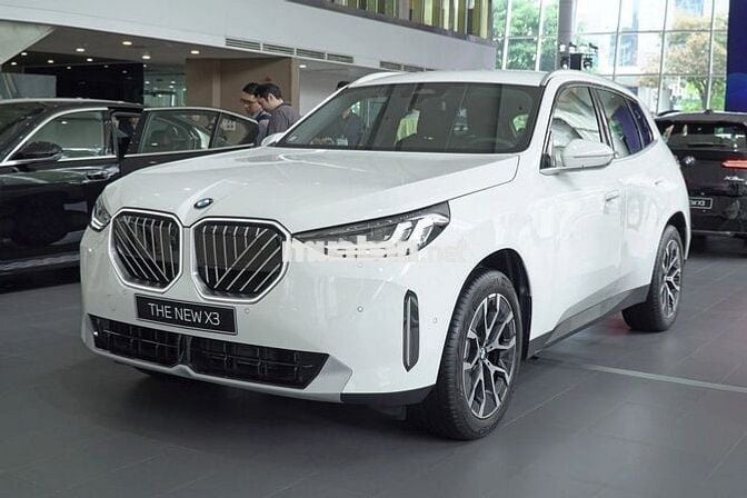 BMW X3 2025 sDrive20i