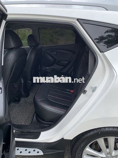 TUCSON  AT , Nhập HÀN - 2 Cầu - Xe Đẹp Ko Lỗi