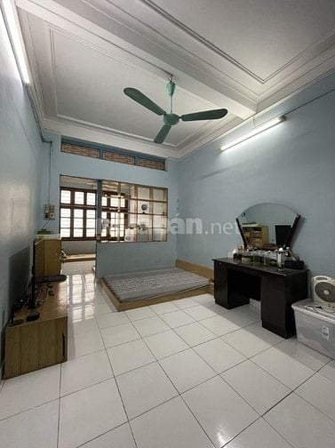 Mặt Phố Phúc Tân – Hoàn Kiếm – 81 M2 – 4 T – MT 3.8M – Giá 23.8 Tỷ. 