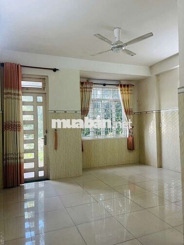 CHO THUÊ NHÀ 5X22( TRỆT+4LẦU+9 PHÒNG) CÓ THANG TẢI HÀNG 500KG