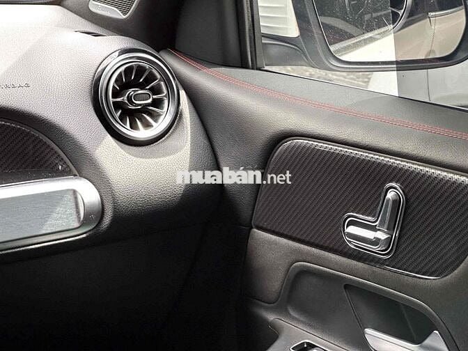 Mercedes Benz GLB 2021 35 AMG - 52000 km