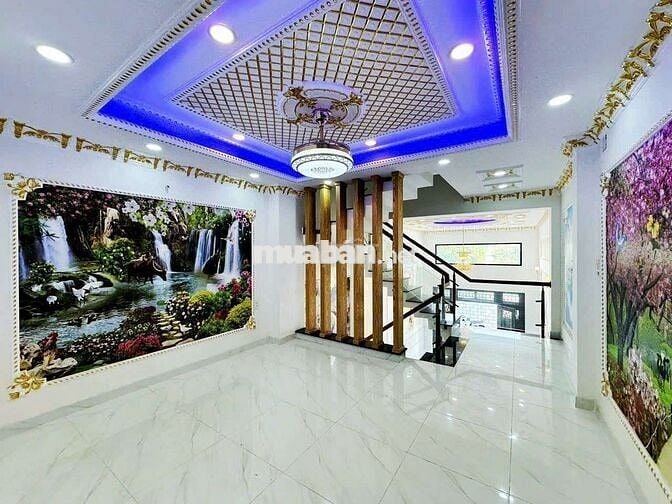 Nhà mới đẹp y như hình 4 x 16 có 5pn 5wc sân thượng