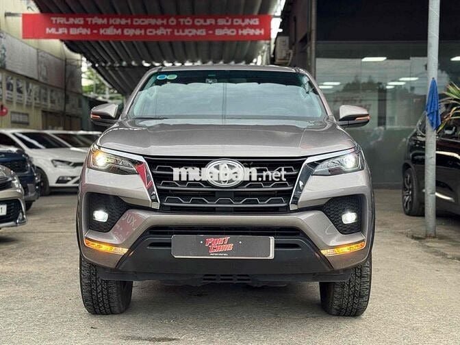 Toyota Fortuner 2024 2.4 AT 4x2 - 40000 km