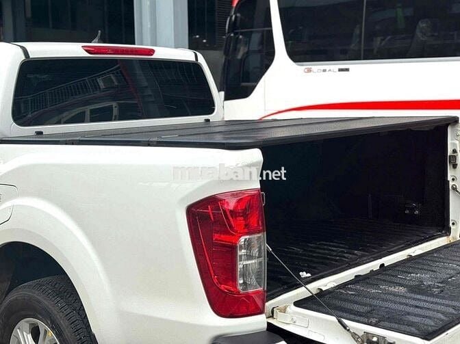 Nissan Navara 2023 EL 2.3 AT 2WD - 24000 km