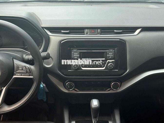 Nissan Navara 2023 EL 2.3 AT 2WD - 24000 km