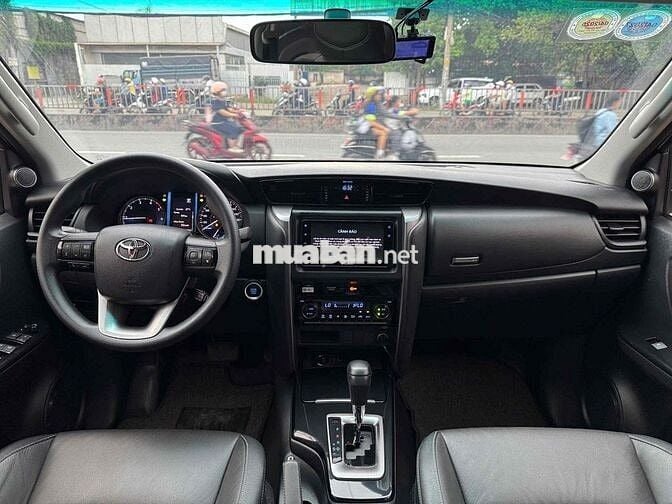 Toyota Fortuner 2024 2.4 AT 4x2 - 40000 km