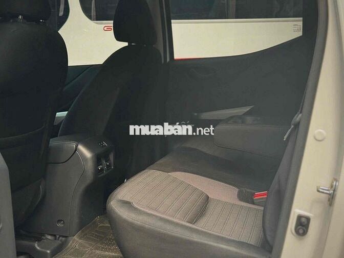 Nissan Navara 2023 EL 2.3 AT 2WD - 24000 km