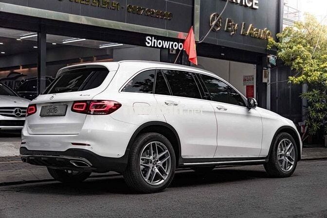 Mercedes GLC300 4Matic ĐKLĐ 2020 - Trắng Kem