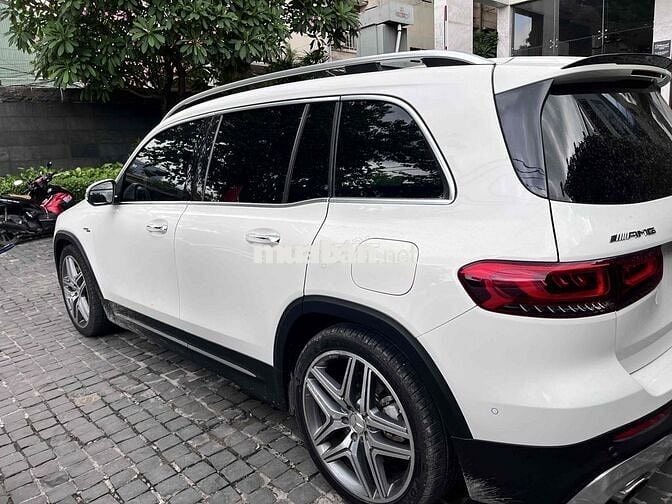 Mercedes Benz GLB 2021 35 AMG - 52000 km