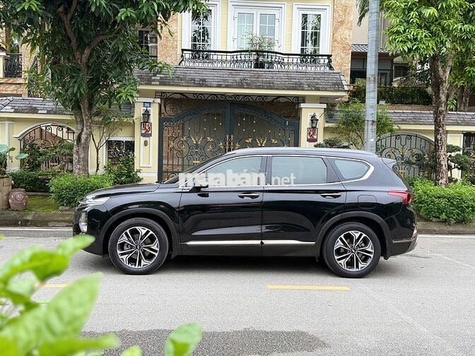 Hyundai Santa Fe 2019 2.2D Premium - 81000 km