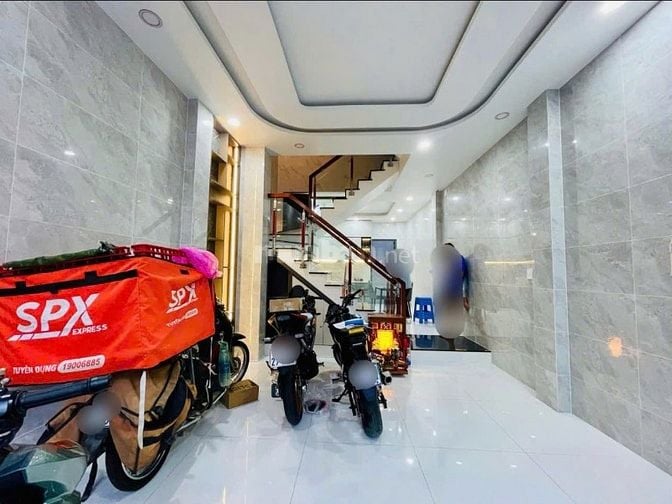 Giá 2tỷ390 bao sang tên ngay Cô Giang, Phú Nhuận đối diện chợ - 48m2 