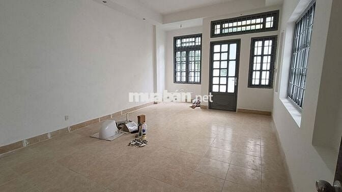 TUYỆT CHỦNG ĐỐI DIỆN ĐH VĂN LANG HẺM 12M 80M2 - MỚI CỨNG 4 TẦNG 25TR