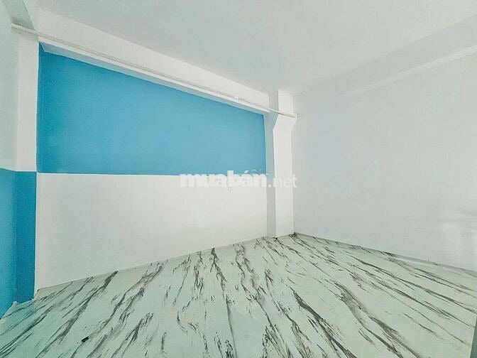 Phòng mới Ngã tư 550 gần Vicom Không Chủ, giờ tự do, Gác cao,Sạch sẽ