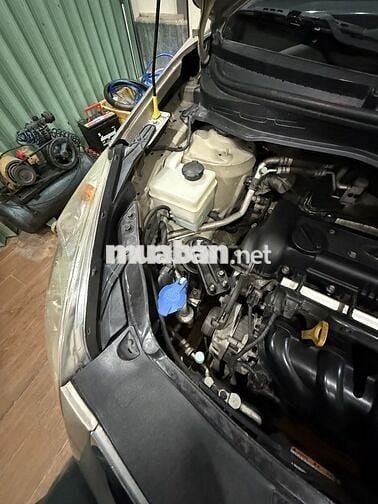 Hyundai i20 2011 1.4 AT - 149000 km