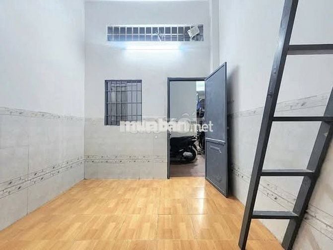 Phòng Ban Công dãy 1Mặt Thoáng KO chủ Đoàn Thị Điểm gần Phạm Văn Đồng