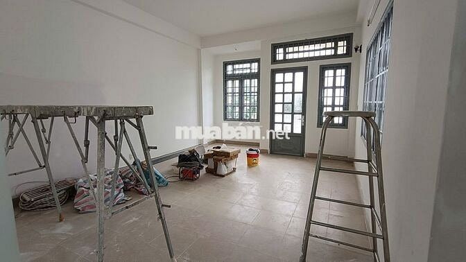 TUYỆT CHỦNG ĐỐI DIỆN ĐH VĂN LANG HẺM 12M 80M2 - MỚI CỨNG 4 TẦNG 25TR