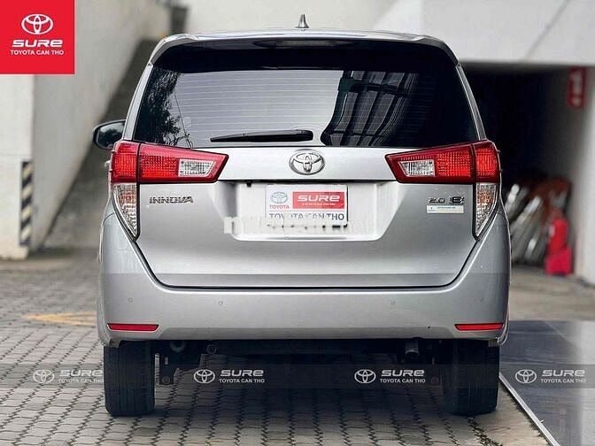 Innova 2.0E (MT) 2022. Hỗ trợ vay 70%