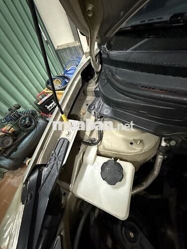 Hyundai i20 2011 1.4 AT - 149000 km