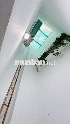 VÀI BƯỚC CHÂN RA MT Q4- 2 TẦNG- 40m2 - KO QH- CHỈ 4 TỶ NHỈNH