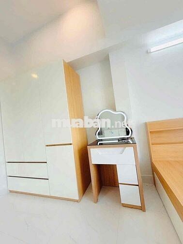 Căn Hộ Cửa Sổ Máy Giặt Riêng Nguyễn Gia Trí Bình Thạnh Gần Hàng Xanh