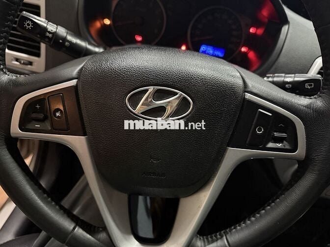 Hyundai i20 2011 1.4 AT - 149000 km