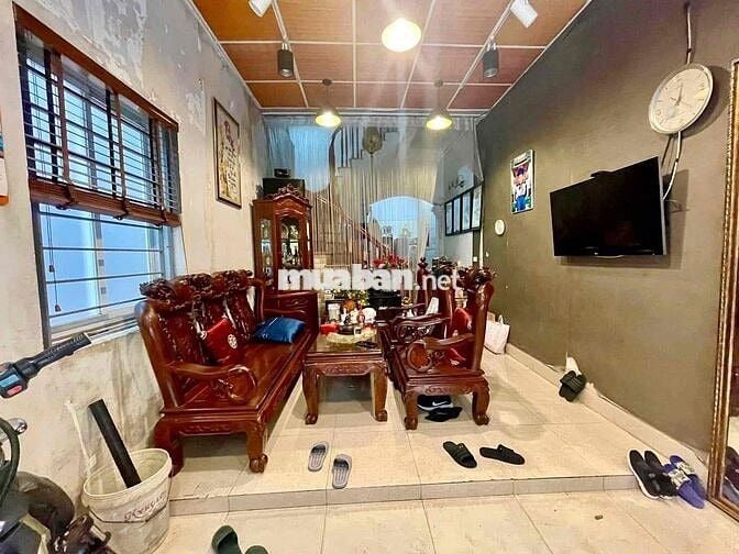 Bán Nhà 35m, 4 Tầng, Giá 5 Tỷ Phố Bùi Xương Trạch - Thanh Xuâb