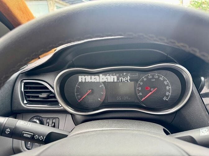 VinFast Fadil Plus 2022 - Màu trắng  - 5v5km