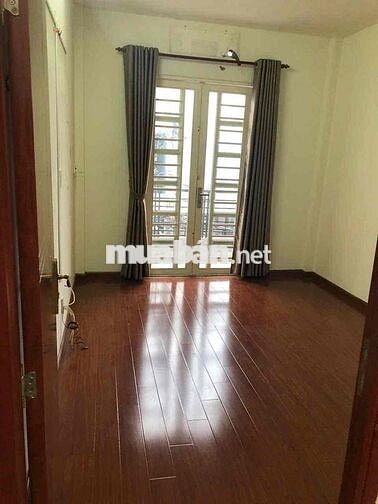 Bán nhà 4x9m 2 lầu +sân thượng Hẻm 902 Tạ Quang Bửu P5Q8