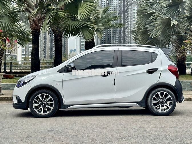 VinFast Fadil Plus 2022 - Màu trắng  - 5v5km
