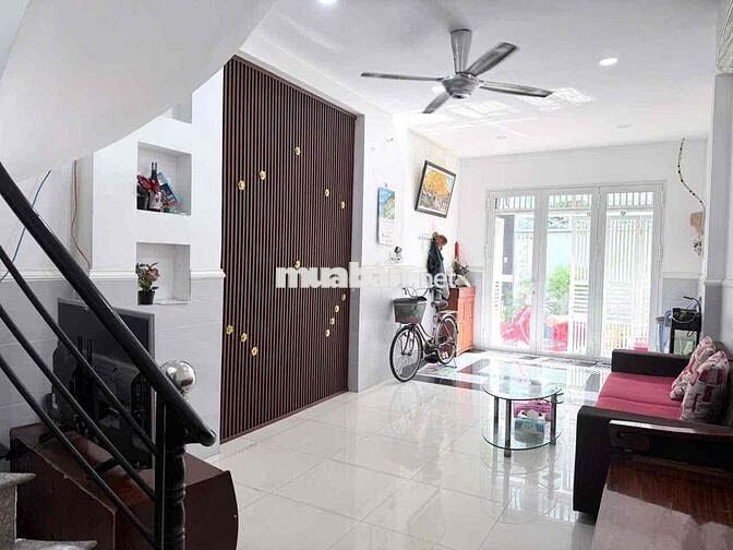 Bán NR 63,8m2, 4,5 tỷ, Đỗ Hành, Q12, HCM, giá siêu hời