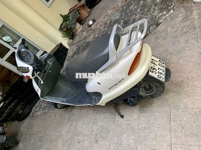 Gia đình bán xe Spacy Nhật nữ ít sử dụng