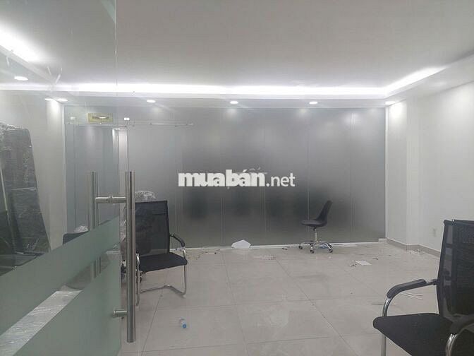 Cho thuê tầng trệt Lê Trung Nghĩa. 120m² có sẵn fitout giá chỉ 28tr